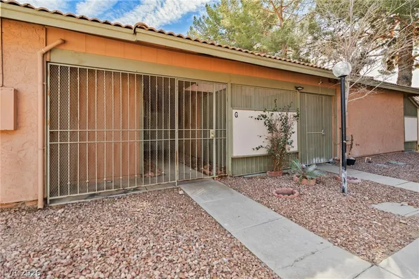 $1,000 | 405 North Lamb Boulevard, Unit G, Las Vegas, NV 89110