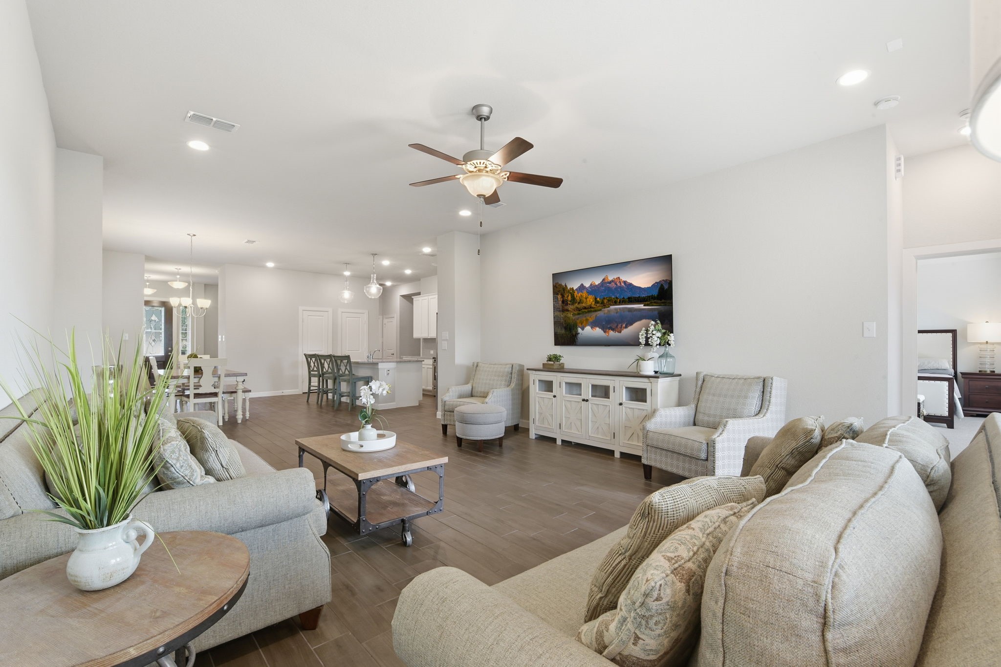 3410 Shockley Lane Rosharon, TX 77583 - Photo 2 of 29 a living room with furniture a couch and a flat screen tv