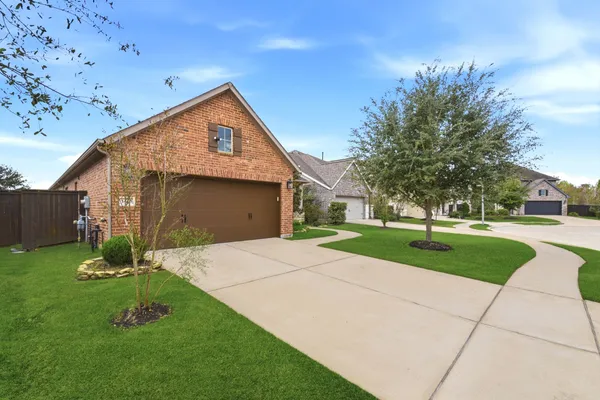 $2,750 | 3410 Shockley Lane, Rosharon, TX 77583