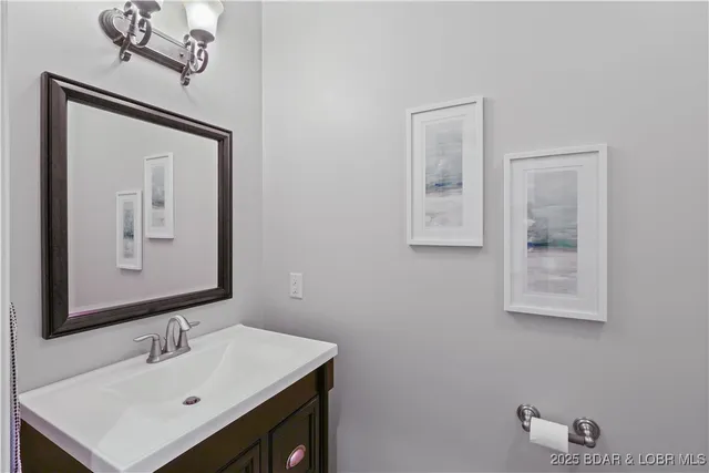 $979,000 | 115 Pebble Beach Lane, Lake Ozark, MO 65049