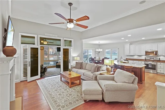 $979,000 | 115 Pebble Beach Lane, Lake Ozark, MO 65049