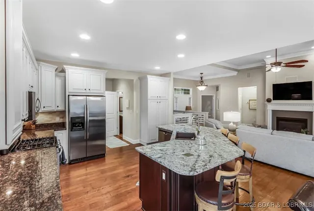 $979,000 | 115 Pebble Beach Lane, Lake Ozark, MO 65049