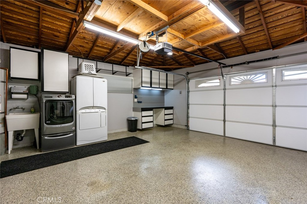 1095 Robinson Drive Merced, CA 95340 - Photo 37 of 50