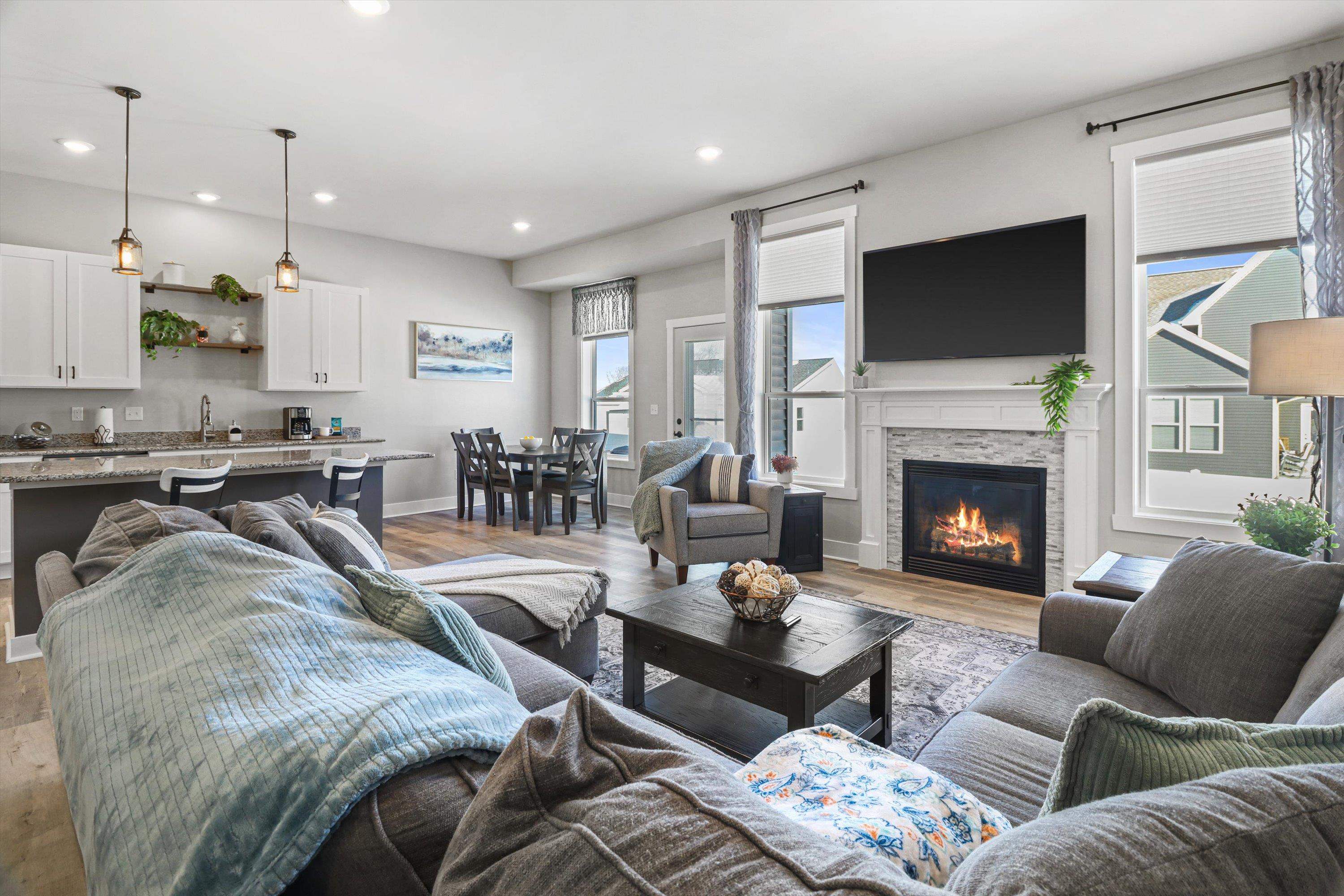 240 Cherry Street Edgerton, WI 53534 - Photo 7 of 35