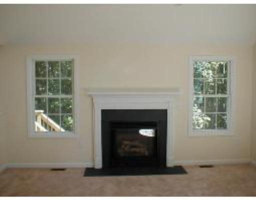 17 Bellflower Road Billerica, MA 01821 - Photo 5 of 7