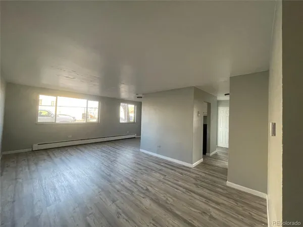 $1,195 | 1590 Clinton Street, Unit 2, Aurora, CO 80010