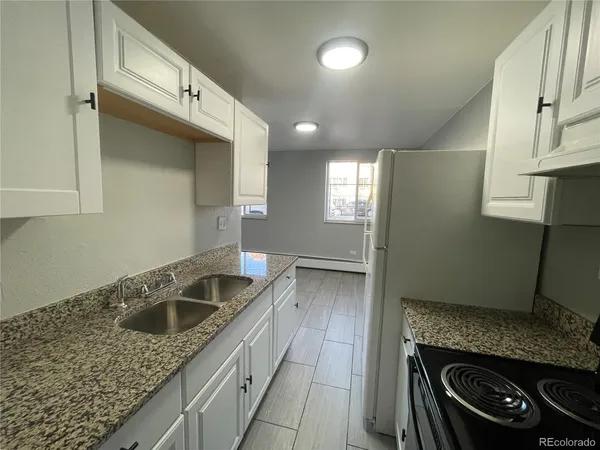 $1,195 | 1590 Clinton Street, Unit 2, Aurora, CO 80010