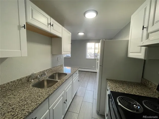 $950 | 1590 Clinton Street, Unit 2, Aurora, CO 80010