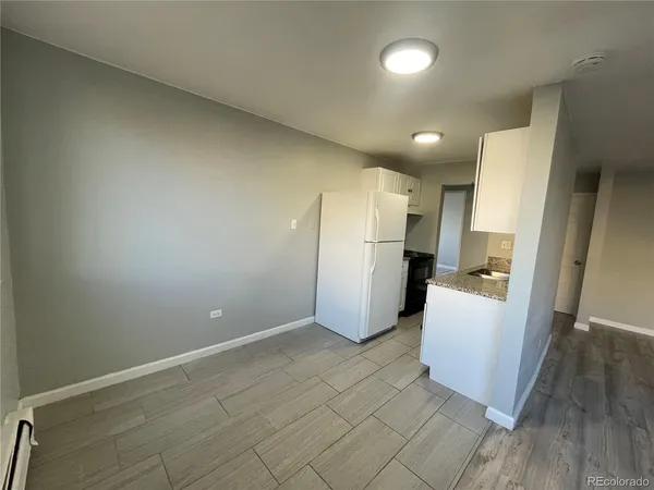 $1,195 | 1590 Clinton Street, Unit 2, Aurora, CO 80010