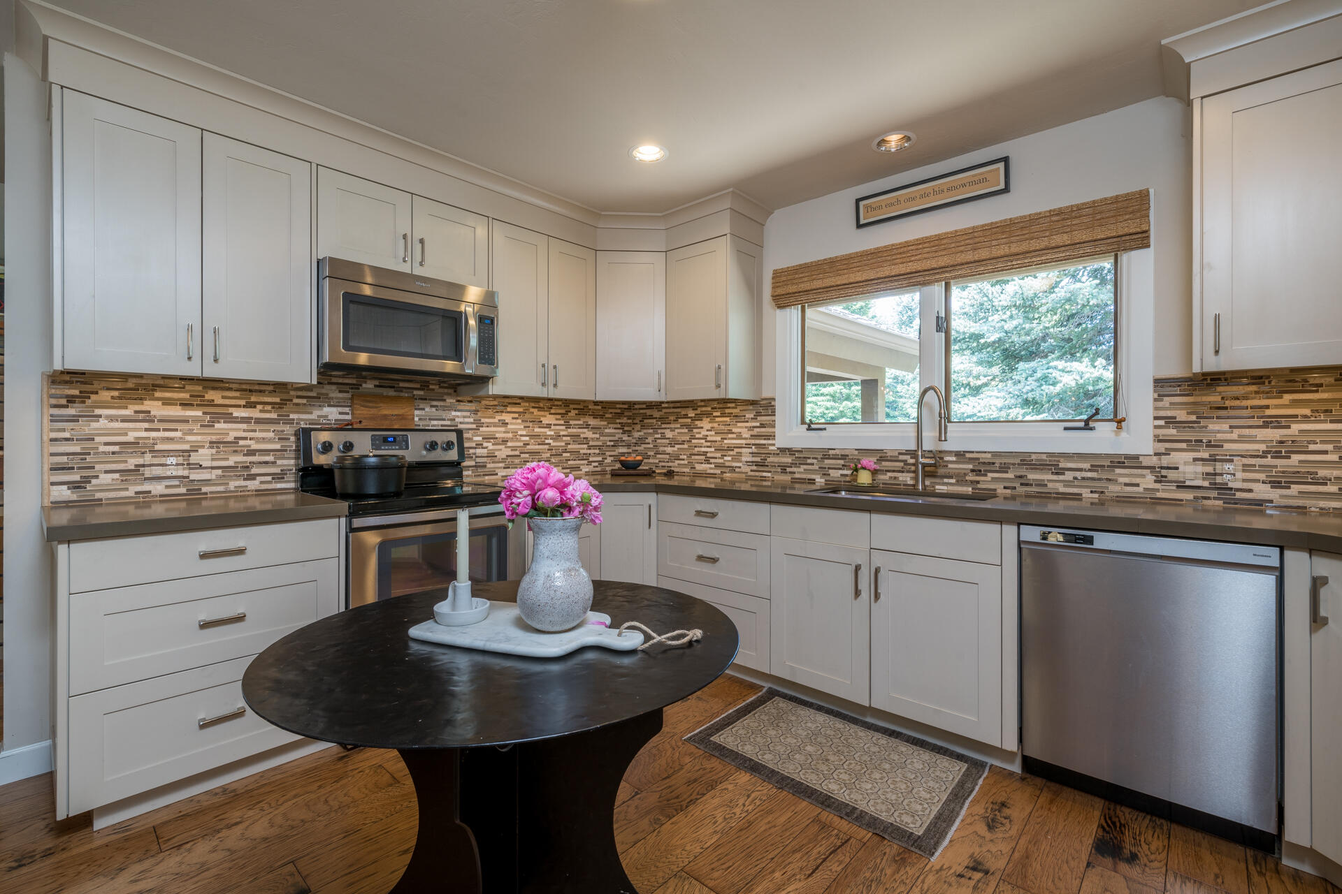 400 Fairway Road Sun Valley, ID 83353 - Photo 6 of 23 Kitchen