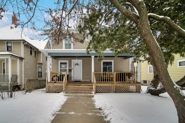 $169,900 | 1025 Grant Avenue, Rockford, IL 61103