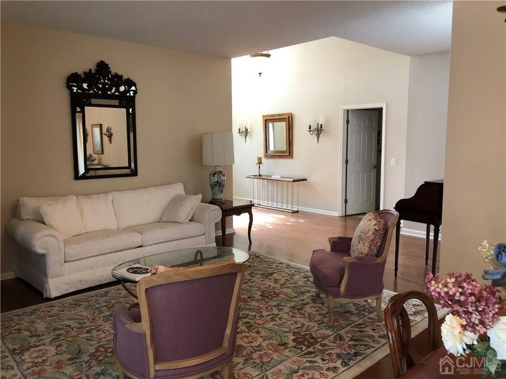 30 Chichester Road Monroe Township, NJ 08831 - Photo 11 of 37 Gallery Image 11