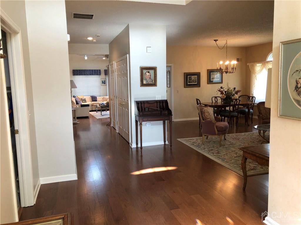 30 Chichester Road Monroe Township, NJ 08831 - Photo 7 of 37 Gallery Image 7