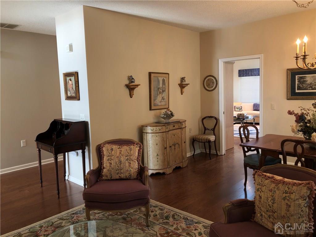 30 Chichester Road Monroe Township, NJ 08831 - Photo 8 of 37 Gallery Image 8