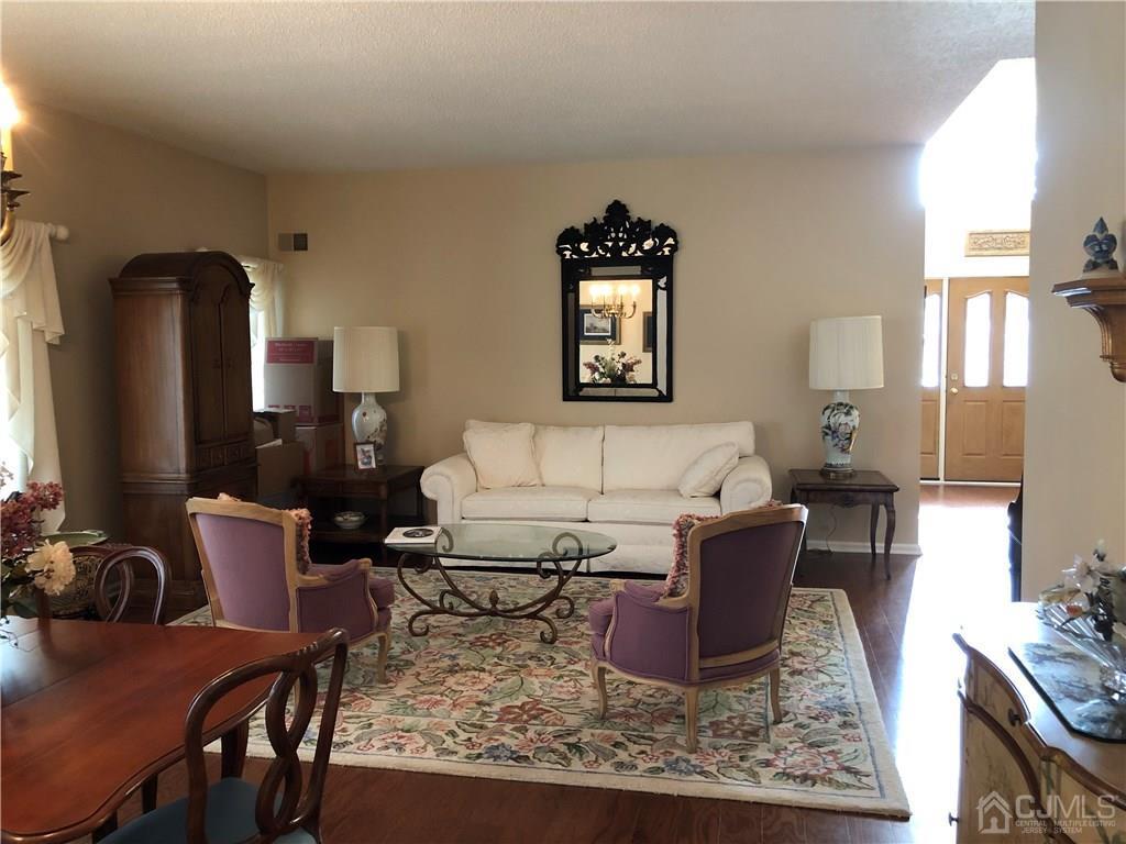 30 Chichester Road Monroe Township, NJ 08831 - Photo 10 of 37 Gallery Image 10
