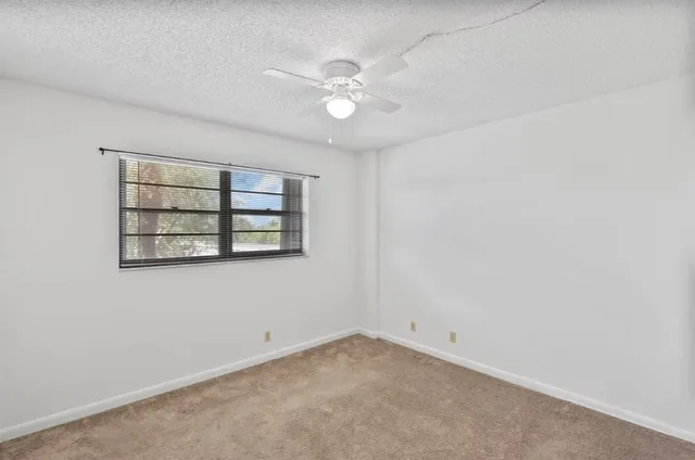 $1,999 | 367 South Federal Highway, Deerfield Beach, FL 33441