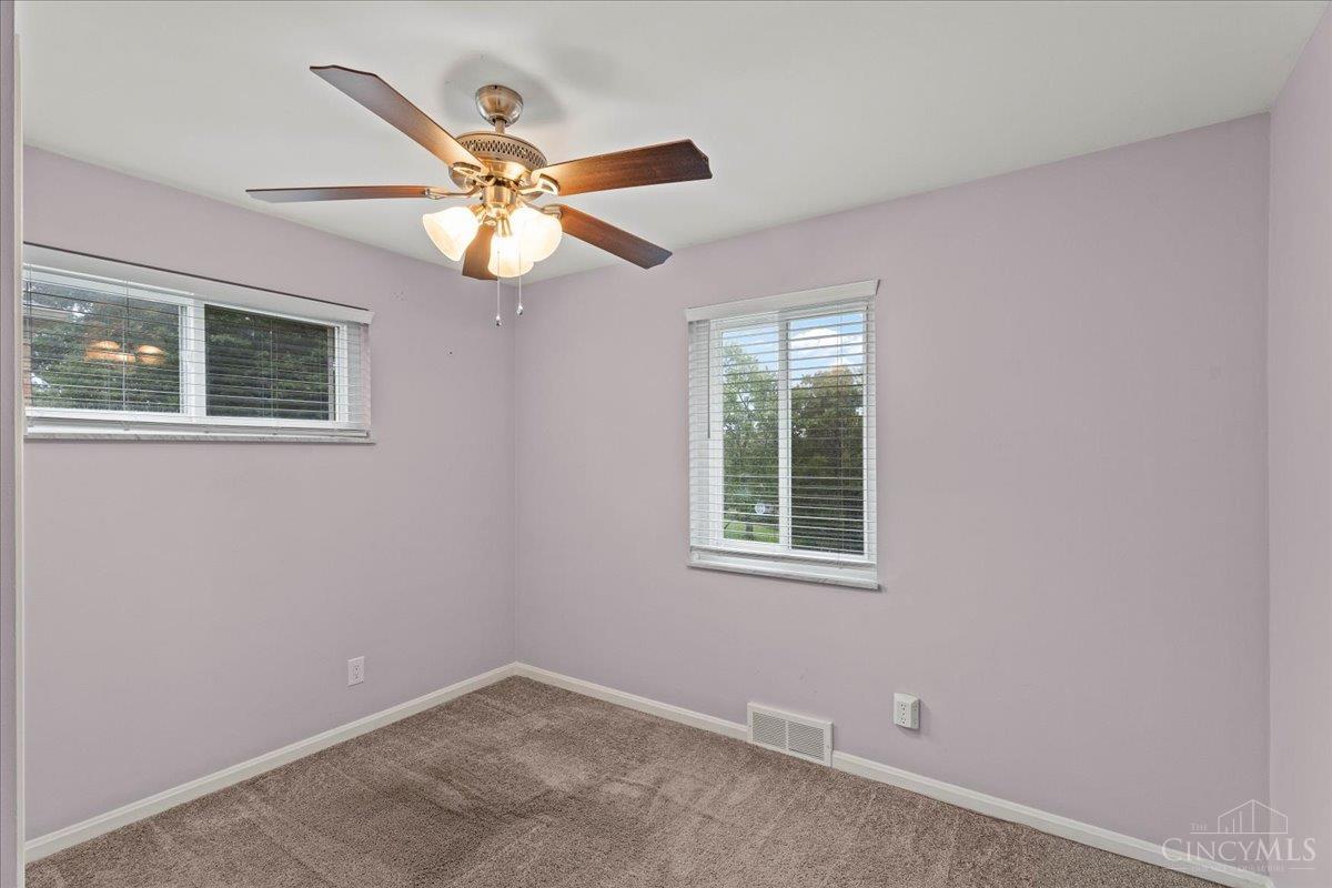 4760 Boomer Road Cincinnati, OH 45247 - Photo 19 of 37 Gallery Image 19