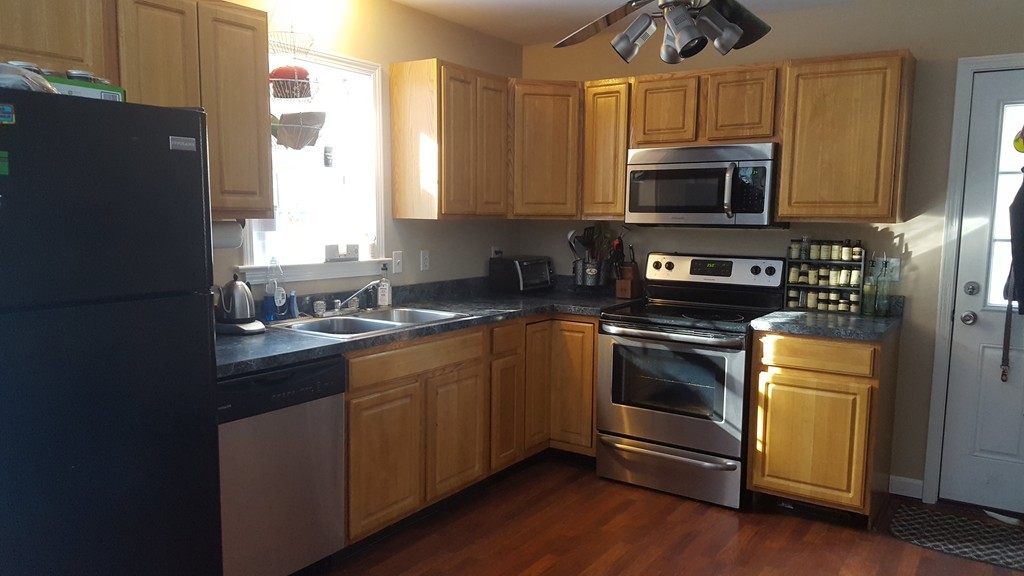 110 Stone School Road Sutton, MA 01590 - Photo 5 of 16 Gallery Image 5