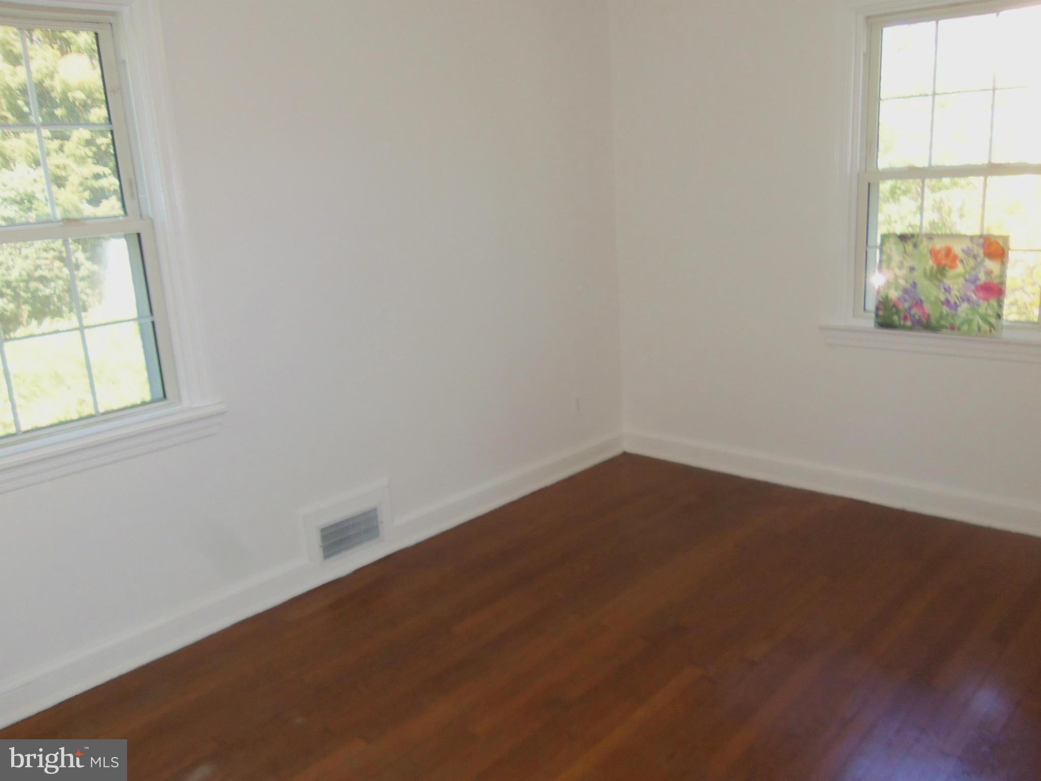 10148 Sutherland Road Silver Spring, MD 20901 - Photo 11 of 30 Bedroom