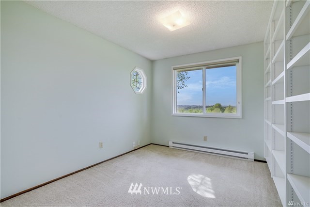 7621 Skipley Road Snohomish, WA 98290 - Photo 16 of 25 an empty room with windows