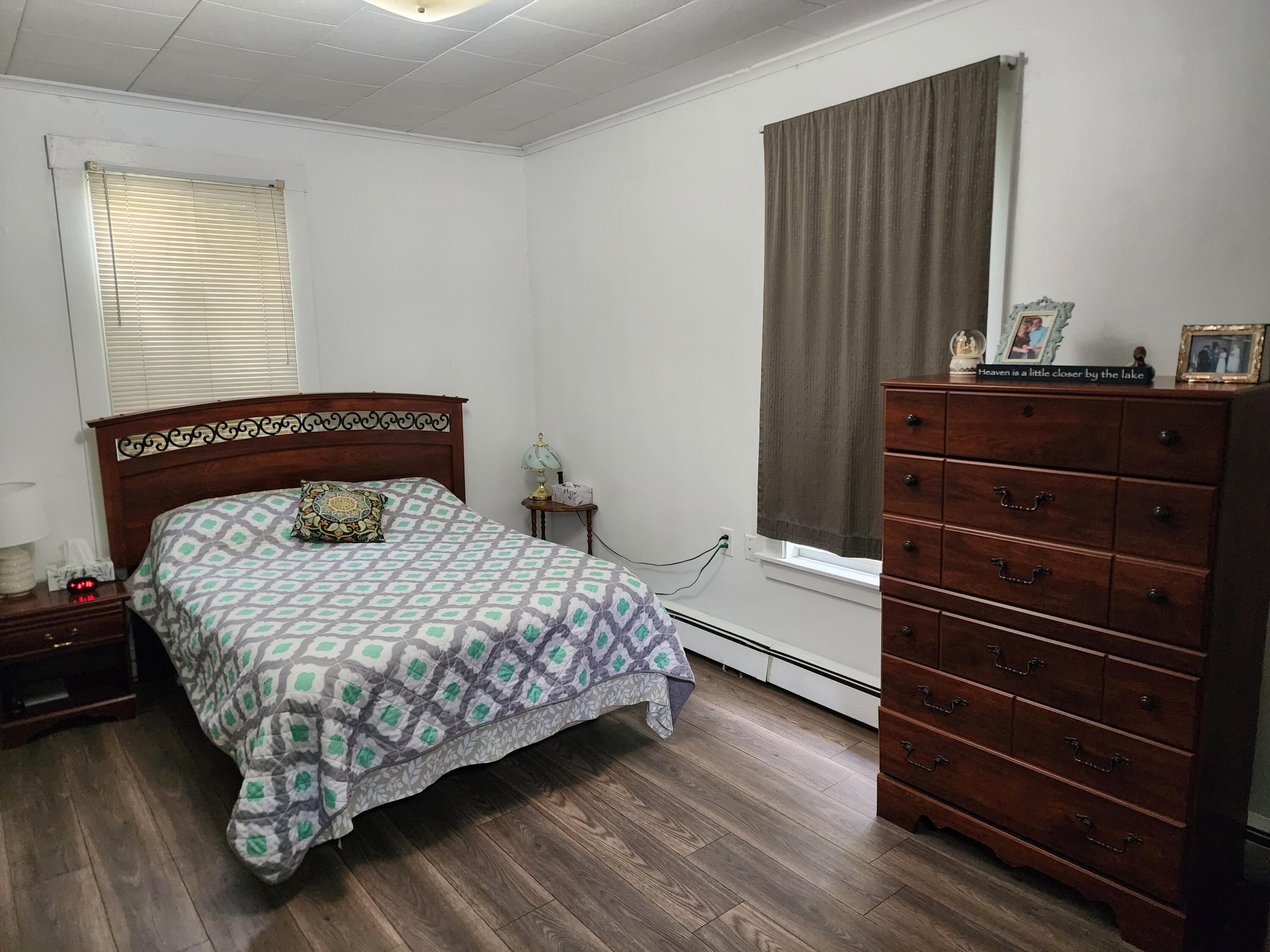 89 Oak Street Lewiston, ME 04240 - Photo 10 of 20 20250529_151634