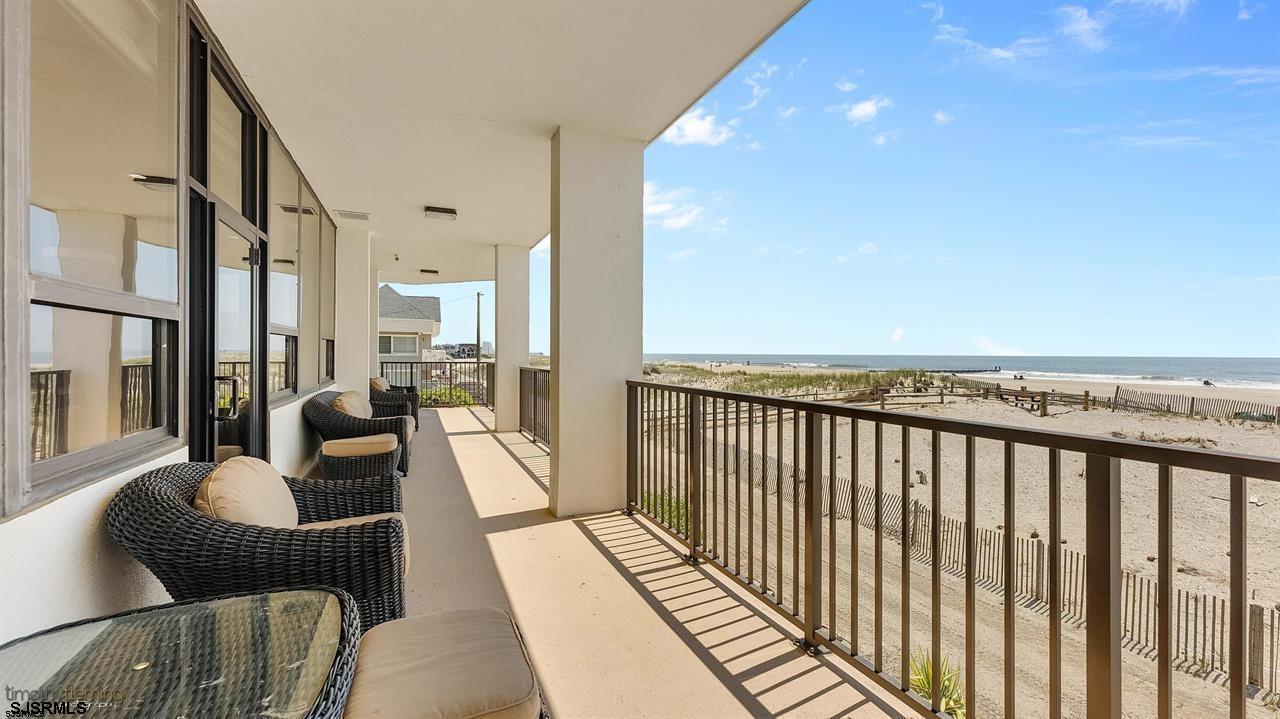 9100 Beach 304, Unit 304 Margate City, NJ 08402 - Photo 19 of 25 a living room with furniture