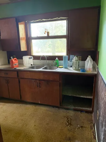 $89,900 | 8356 East Loop Road, Hesperia, MI 49421