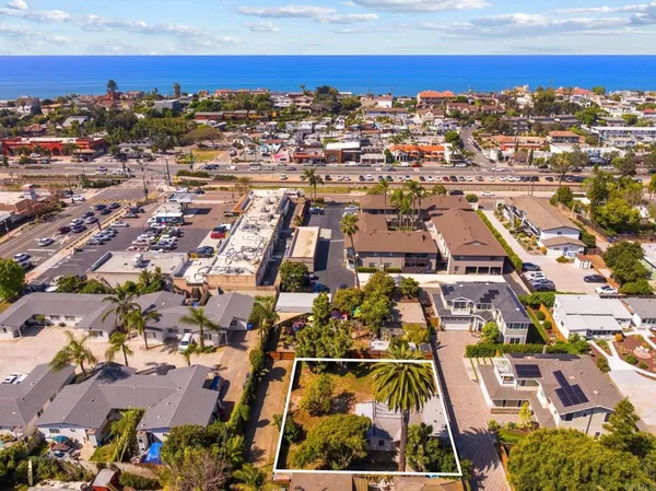 $1,799,000 | 940 Hermes Avenue, Encinitas, CA 92024