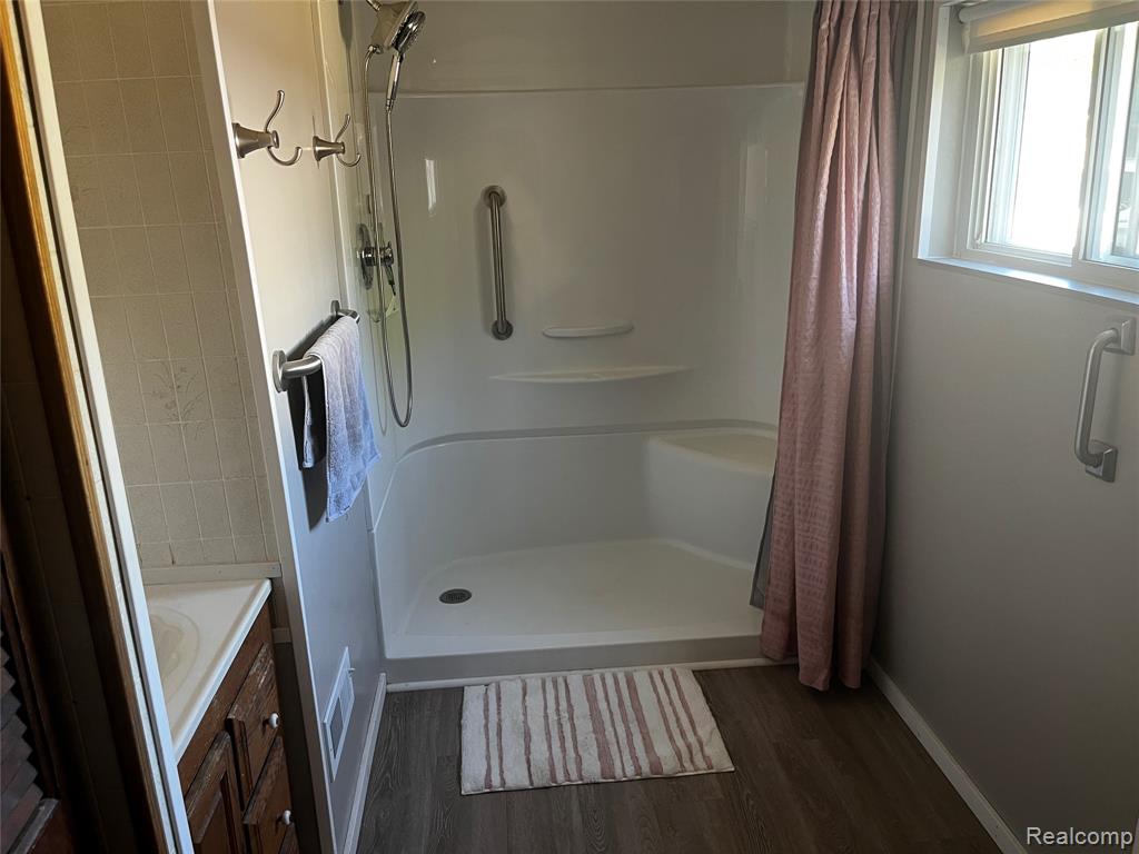 3594 North Lapeer Road Lapeer, MI 48446 - Photo 15 of 20