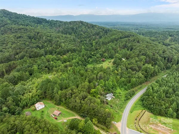 $527,000 | 823 Silver Creek Road, Mill Spring, NC 28756