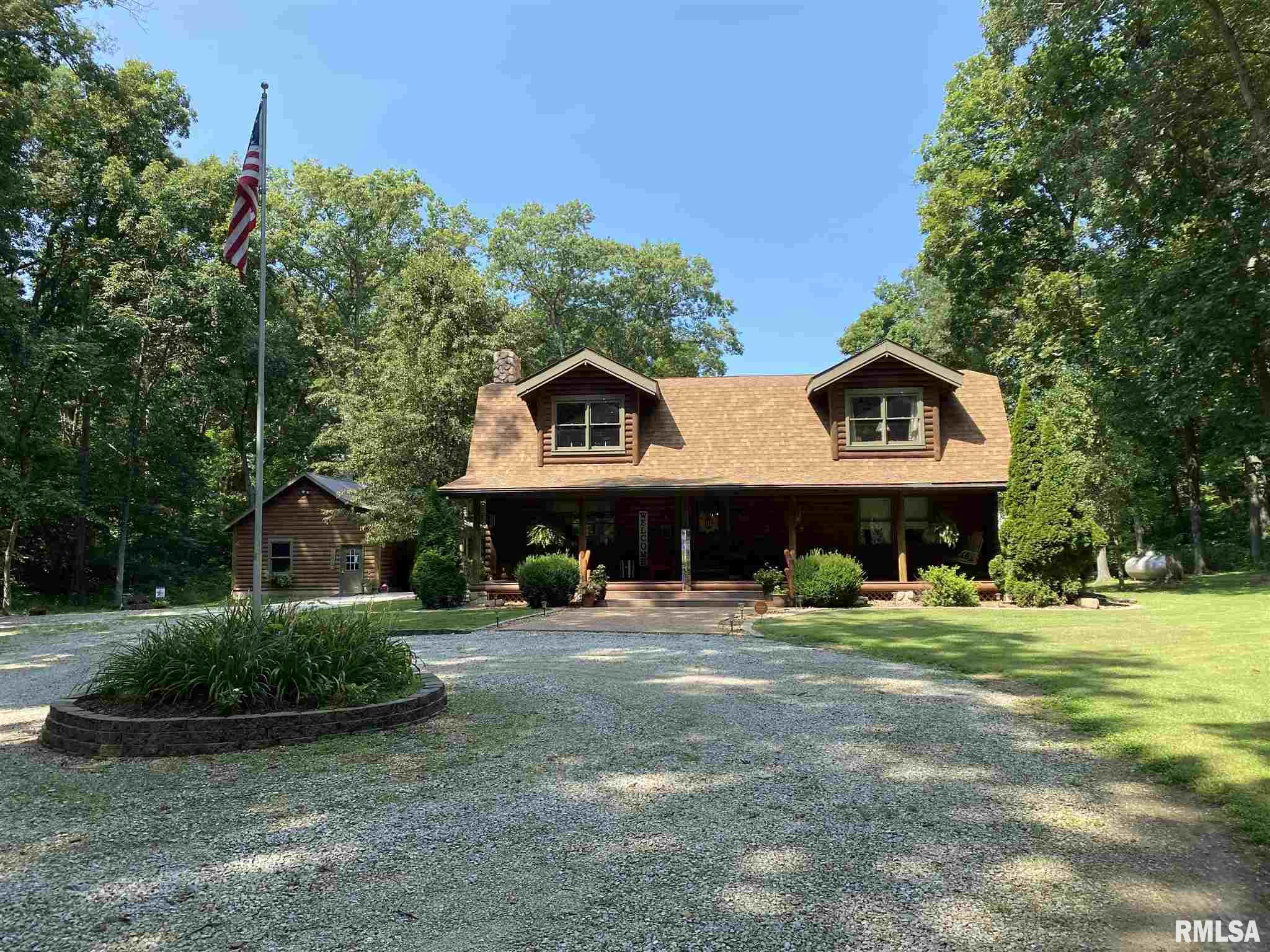 3003 Stevenson Road Centralia, IL 62801 - Photo 1 of 43
