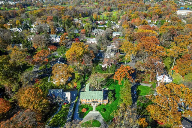 $2,675,000 | 290 Overlook Road, New Rochelle, NY 10804