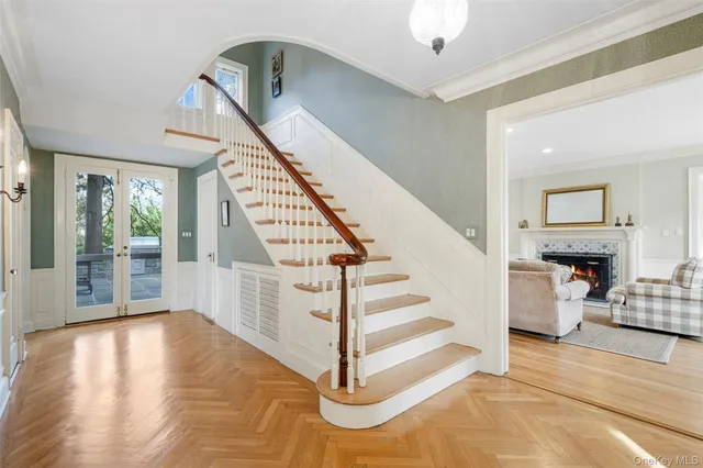 $2,675,000 | 290 Overlook Road, New Rochelle, NY 10804