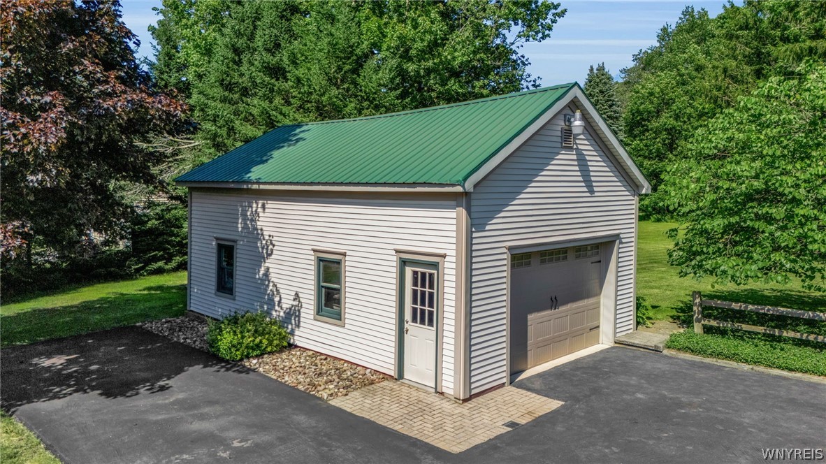 381 Town Line Road Marilla, NY 14086 - Photo 11 of 50