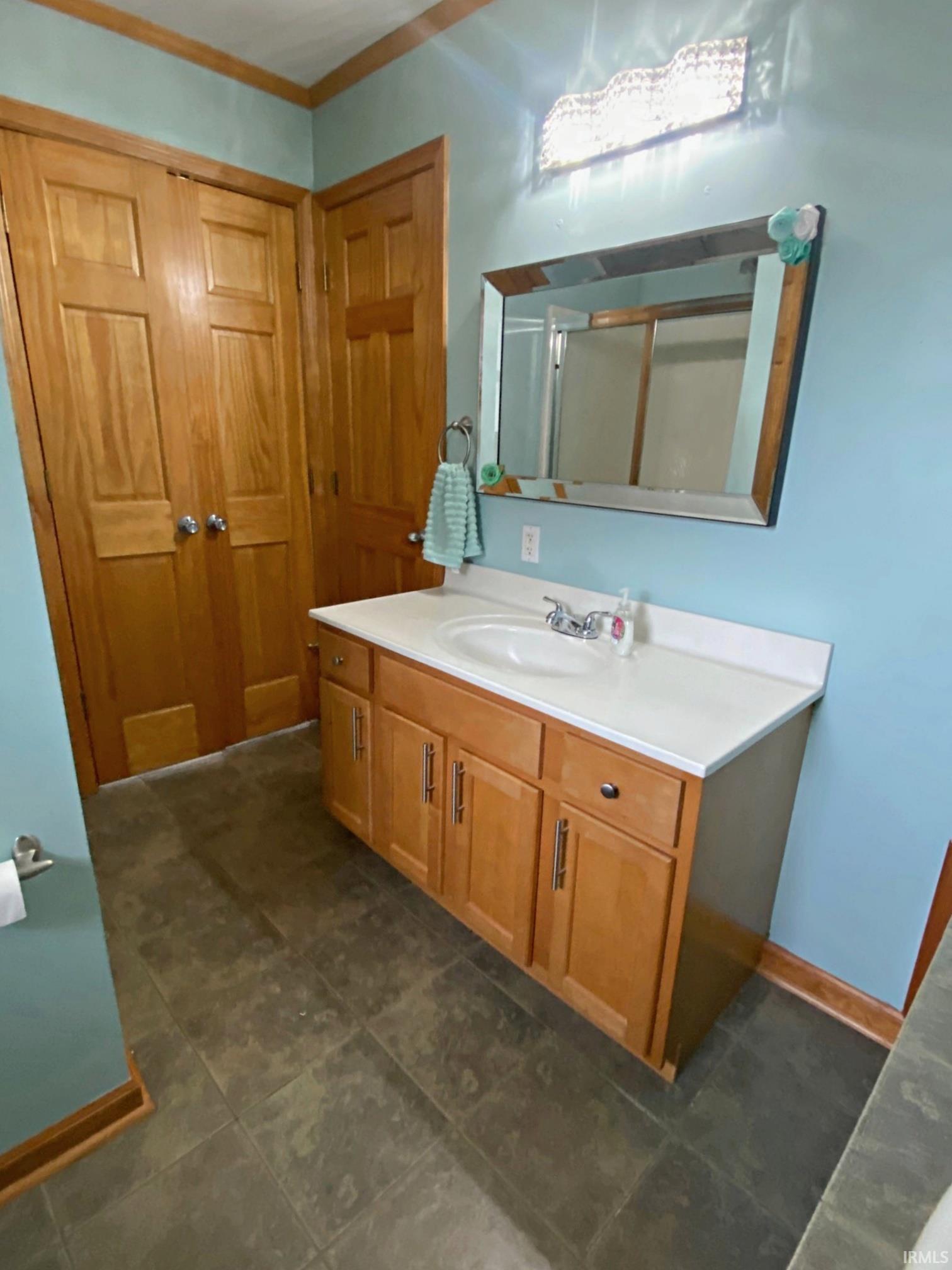 1004 Southwest 3rd Street Washington, IN 47501 - Photo 13 of 22 Gallery Image 13