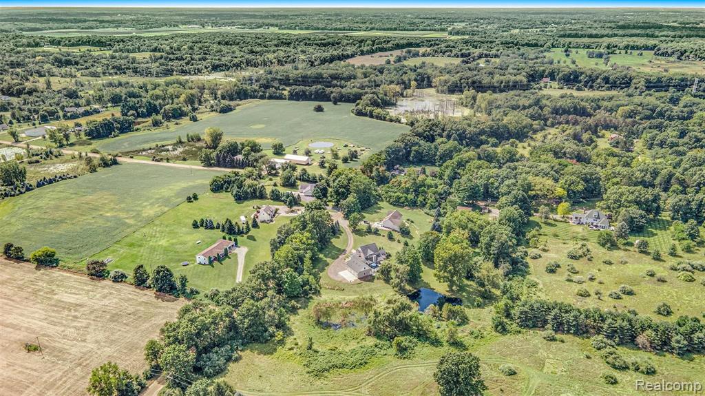 5412 Vines Road Howell, MI 48843 - Photo 44 of 47