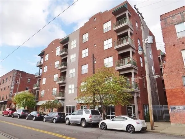 $194,900 | 510 City House Court, Unit 205, Memphis, TN 38103