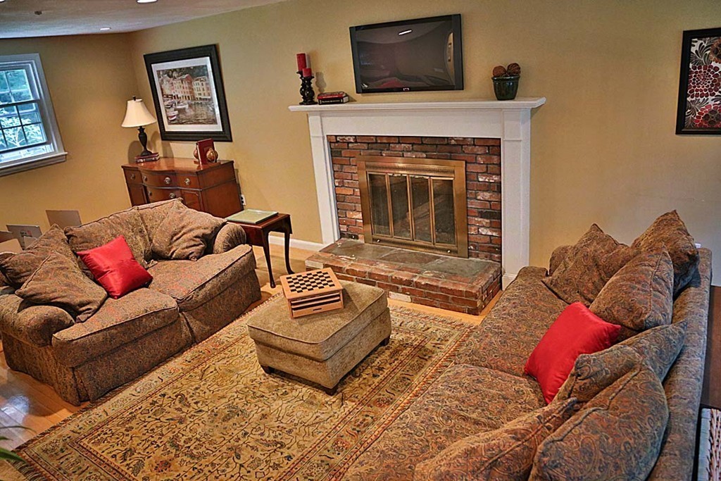 126 Box Mill Road Boxborough, MA 01719 - Photo 8 of 18