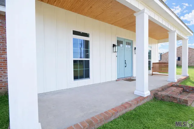 $575,000 | 314 Highway 20 Thibodaux La, Thibodaux, LA 70301