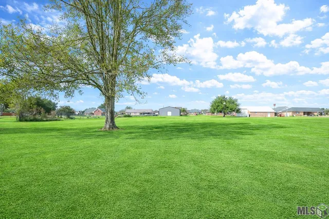 $575,000 | 314 Highway 20 Thibodaux La, Thibodaux, LA 70301