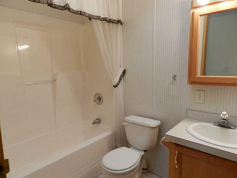 53 Arundel Road Kennebunkport, ME 04046 - Photo 16 of 20 Bathroom.