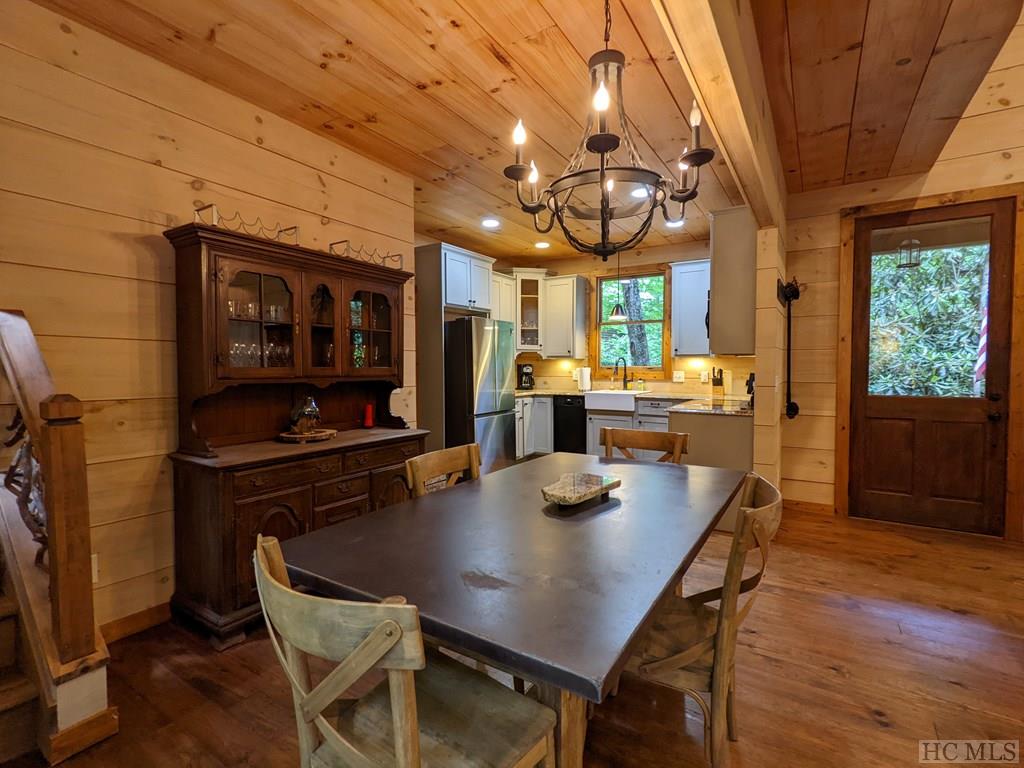130 Raintree Lane Highlands, NC 28741 - Photo 9 of 38 Gallery Image 9