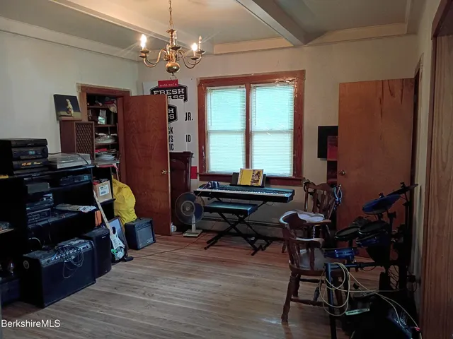 a view of a ceiling fan