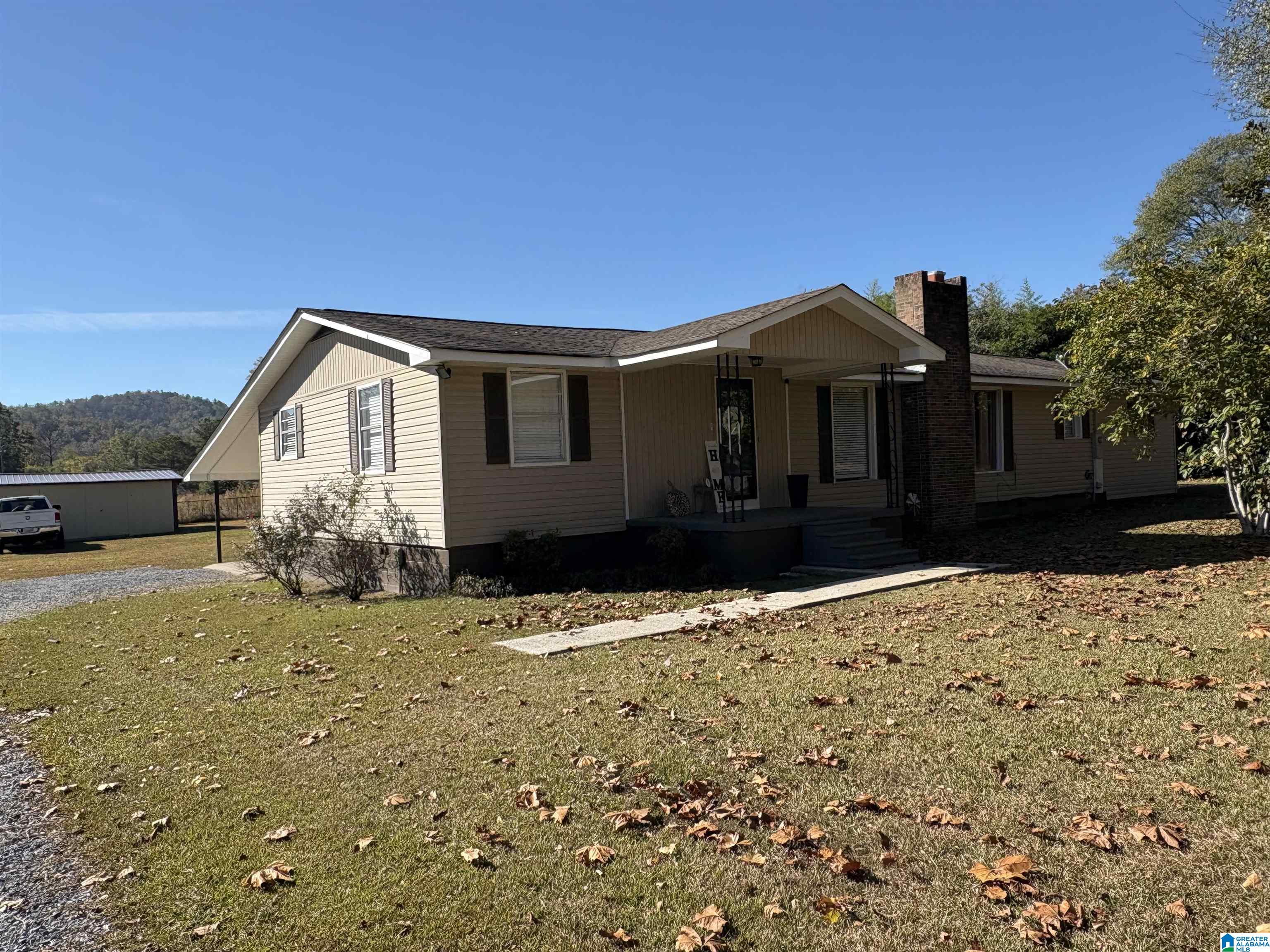 389 Seven Sweet Gums Road Sylacauga, AL 35151 - Photo 2 of 26