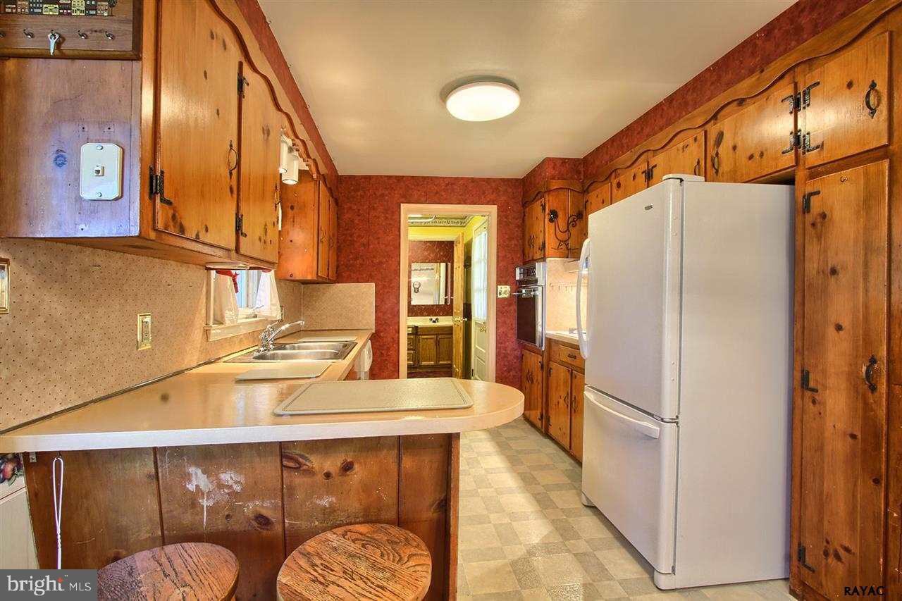 1670 Church Road York, PA 17408 - Photo 16 of 30