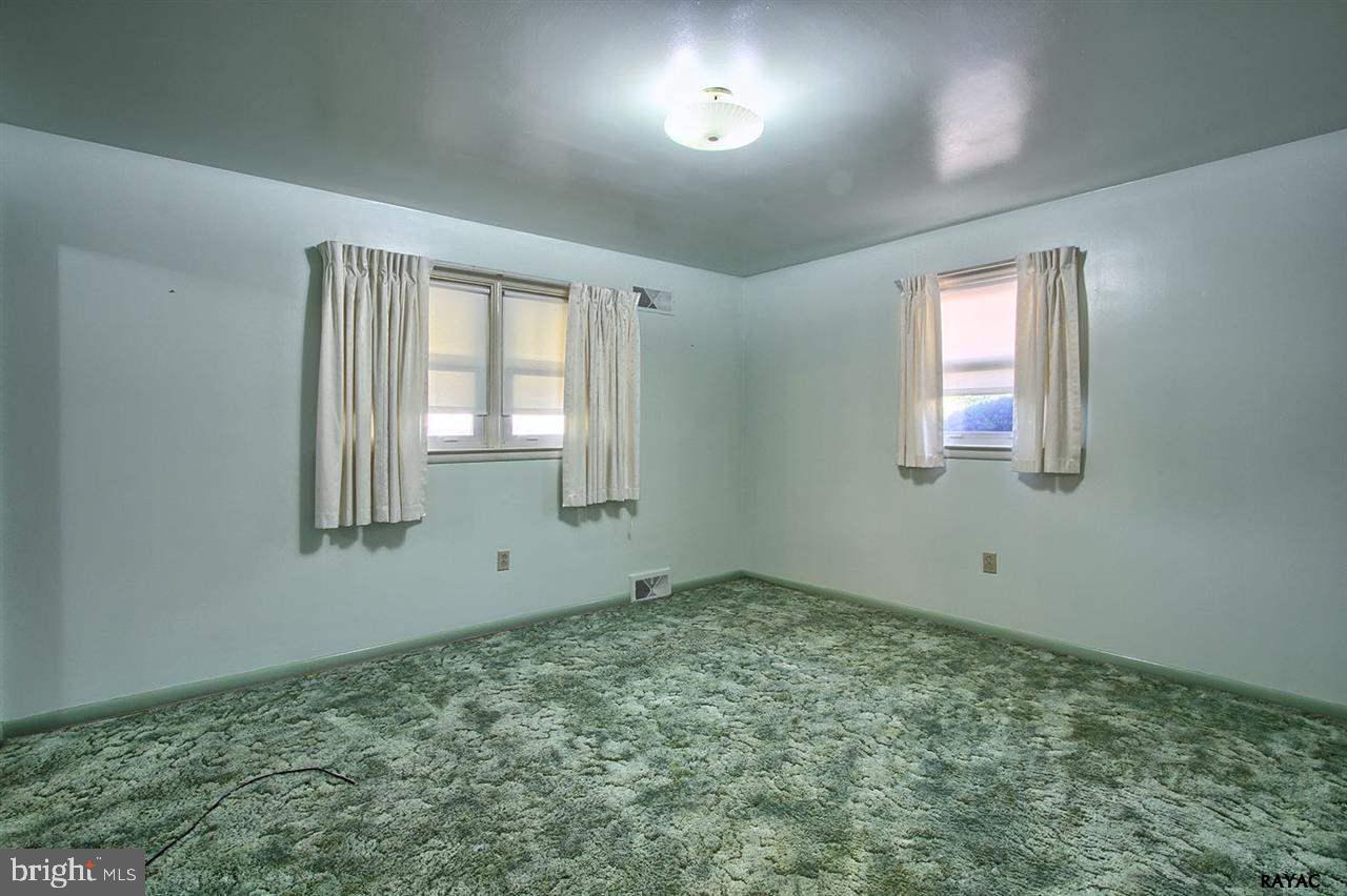 1670 Church Road York, PA 17408 - Photo 25 of 30