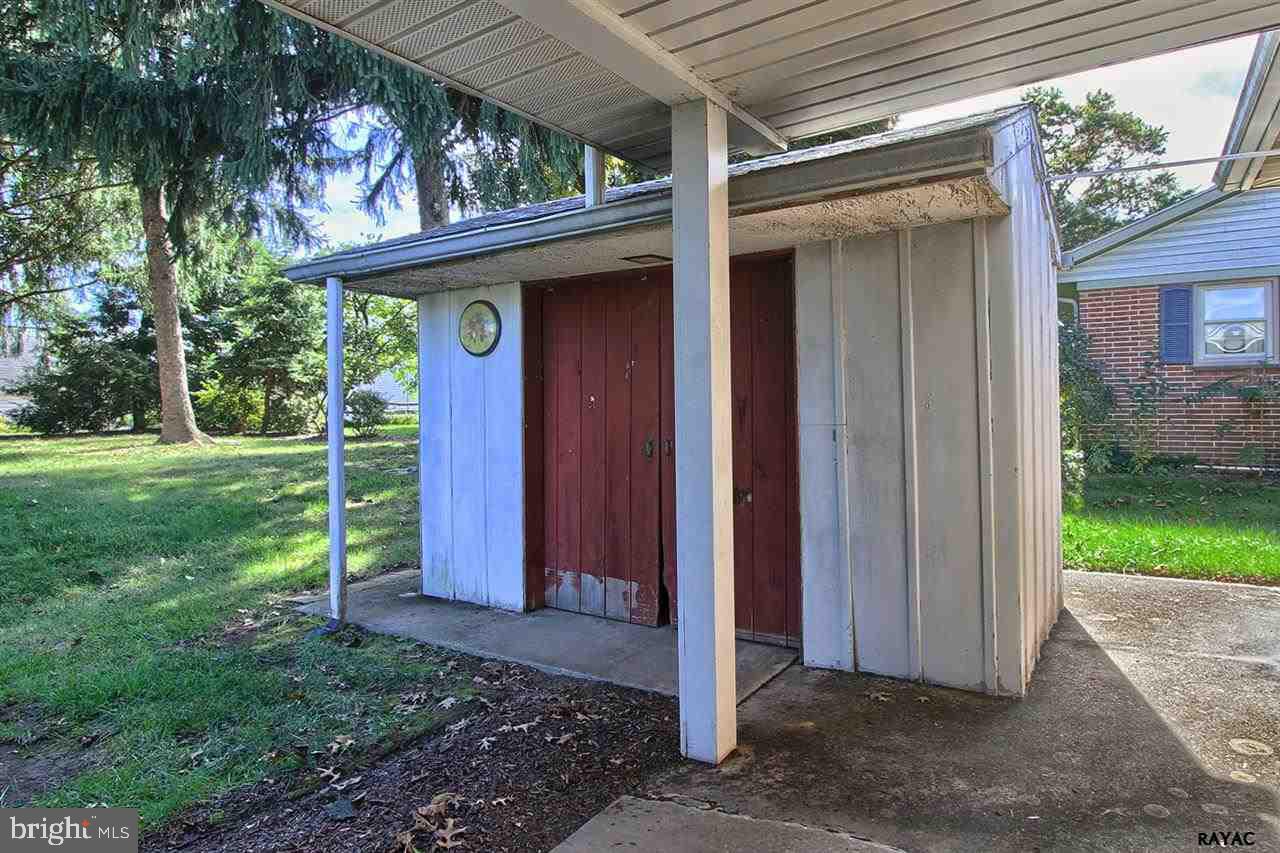 1670 Church Road York, PA 17408 - Photo 6 of 30