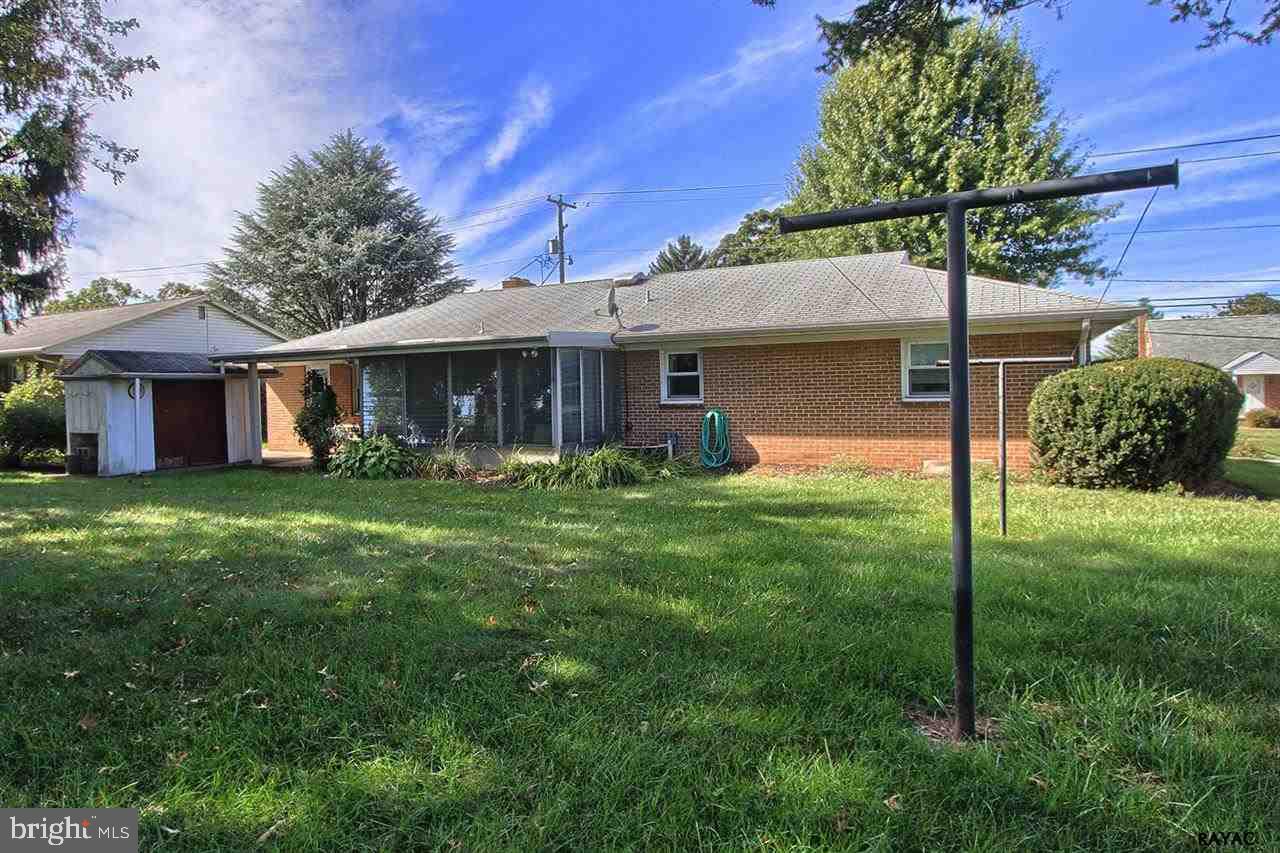 1670 Church Road York, PA 17408 - Photo 8 of 30