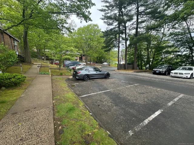 $294,900 | 200 Woodmont Avenue, Unit 100, Bridgeport, CT 06606