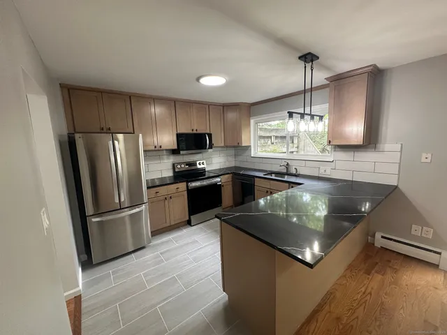 $294,900 | 200 Woodmont Avenue, Unit 100, Bridgeport, CT 06606